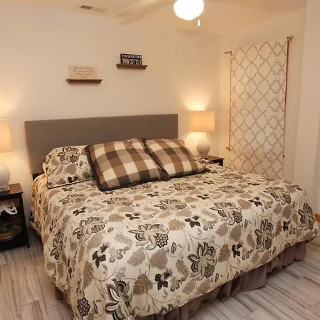 Pi161, St Nicks- Oceanside, Rec Room, Priv Pool, Hot Tub, Close To Beach Access